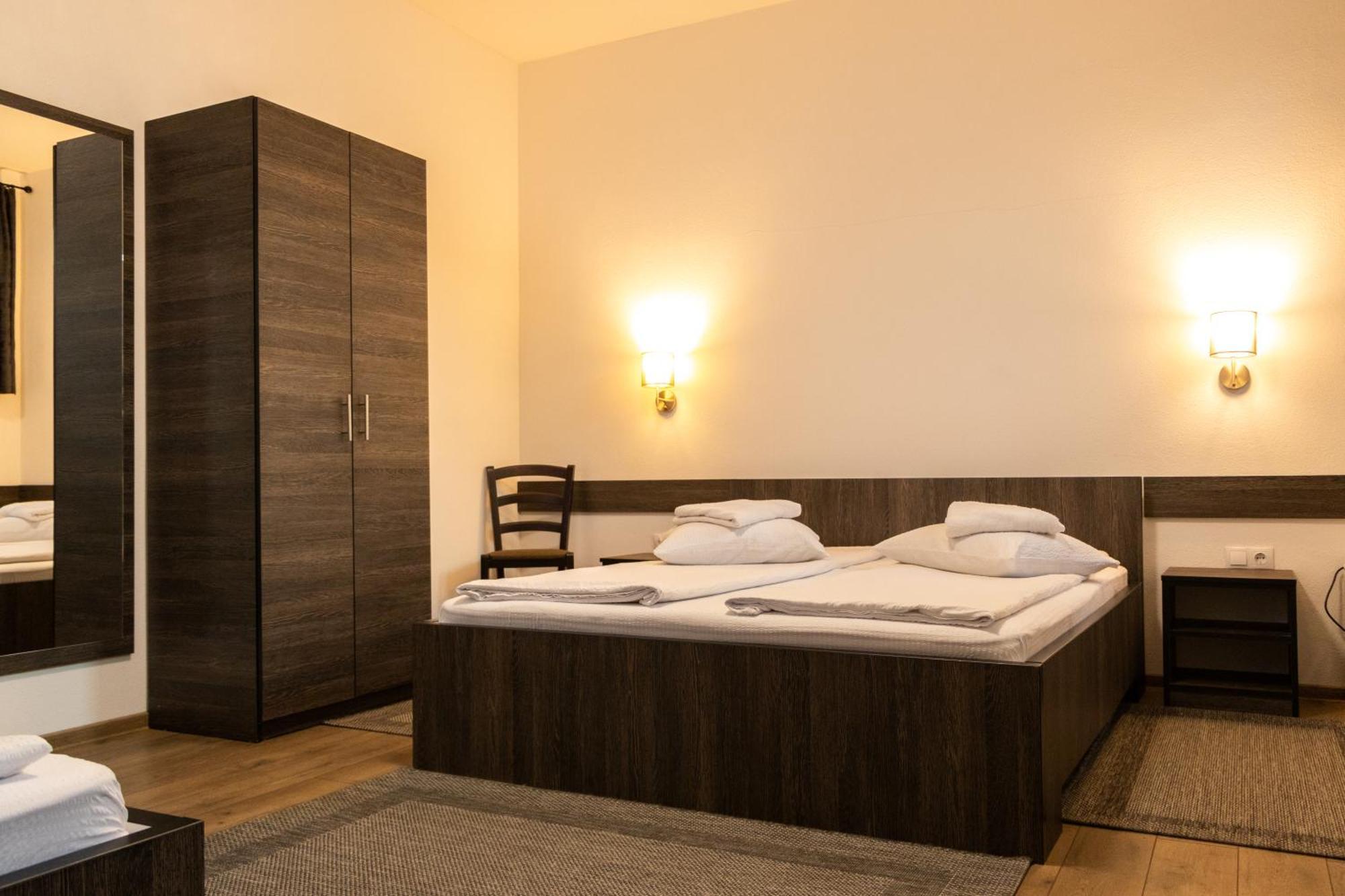 Hotel Tranzit Одорхею-Секуйеск Экстерьер фото